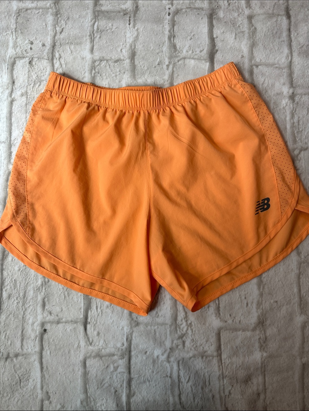 New Balance Orange Women’s Activewear Short Size S